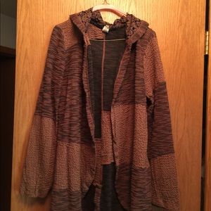 gimmicks  by BKE cardigan